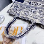 Diro Book Tote Bags-42*32*5CM - Image 8