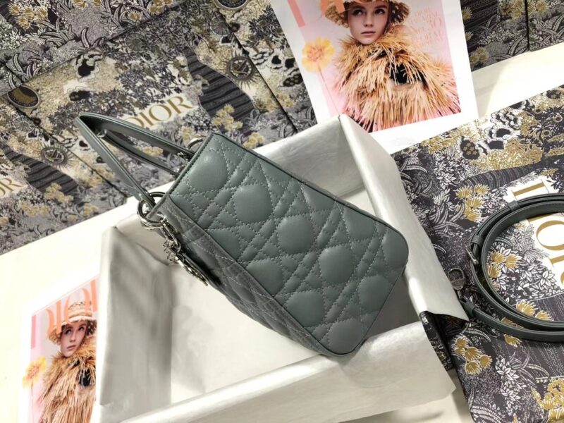 Lady Diro Handle Bag-24CM - Image 9