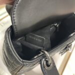 Lady Diro Handle Bags - Image 4