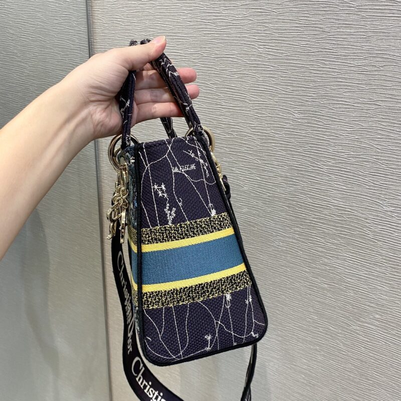 Lady Diro Handle Bag-24CM - Image 3