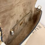 FendI Medium Baguette Bag-26x15x4CM - Image 8