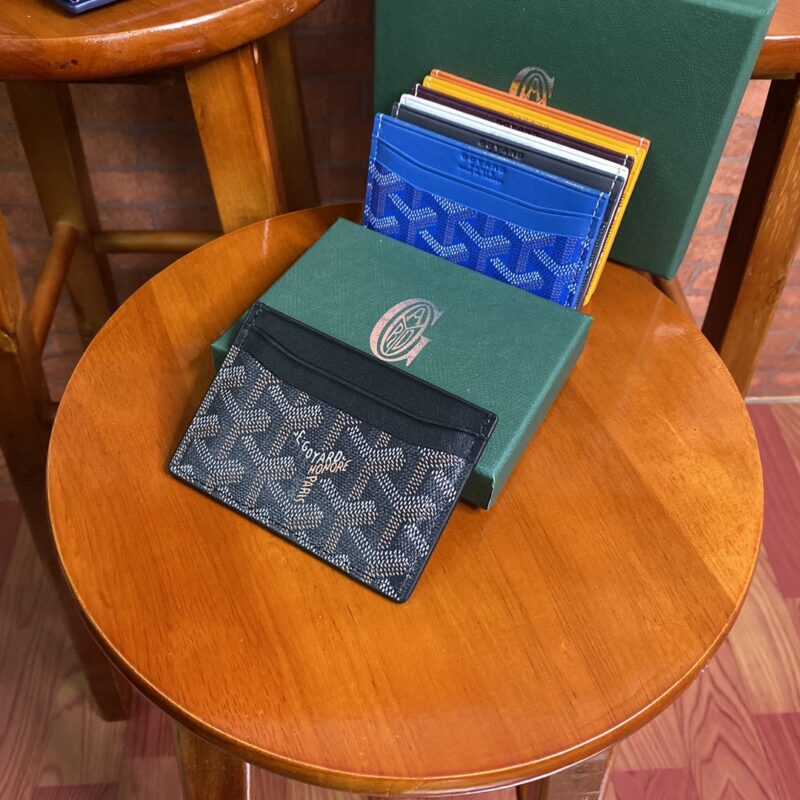 Goyard Card Holder - Image 4