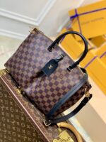 Louis Vuitton M45986 Boétie-31.5*28*16CM