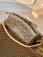 Louis Vuitton M45986 Boétie-25*23*14CM - Image 8
