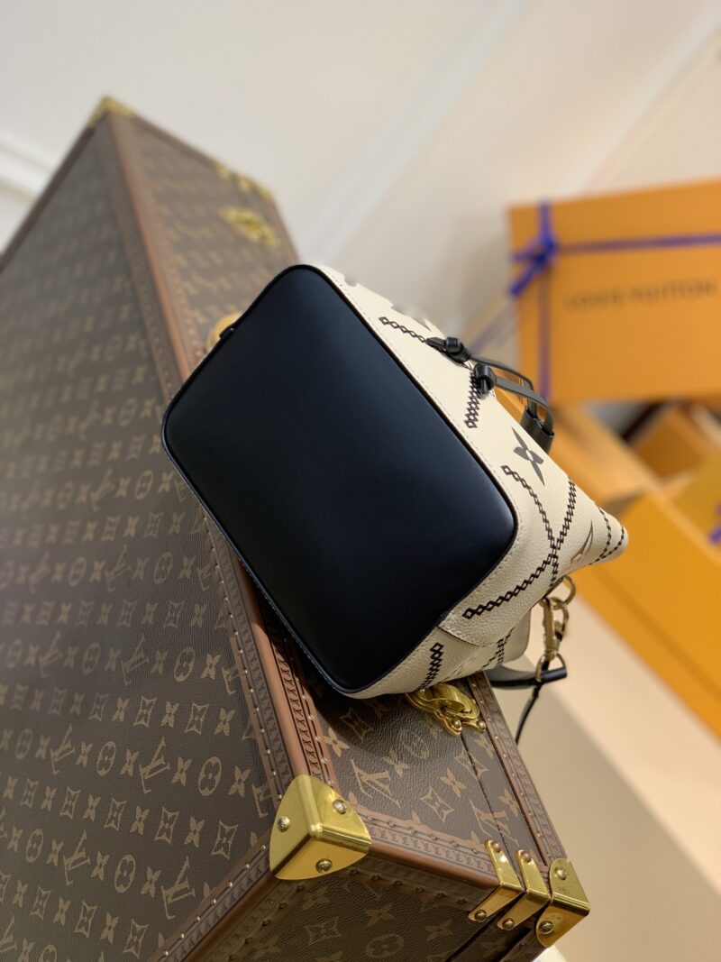 Louis Vuitton M46023 NeoNoe BB Handbag-20*20*13CM - Image 8