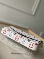 Louis Vuitton Pochette Félicie Wallet -21*12*3CM - Image 8