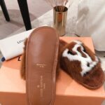 Louis Vuitton Slippers - Image 5