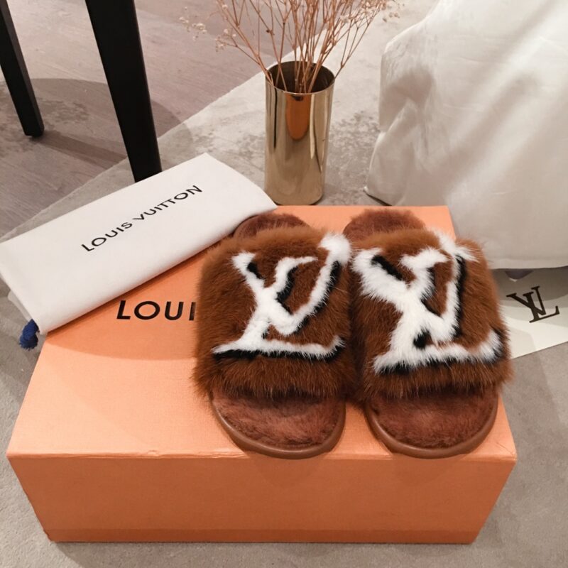 Louis Vuitton Slippers - Image 6