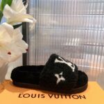 Louis Vuitton Slippers - Image 4