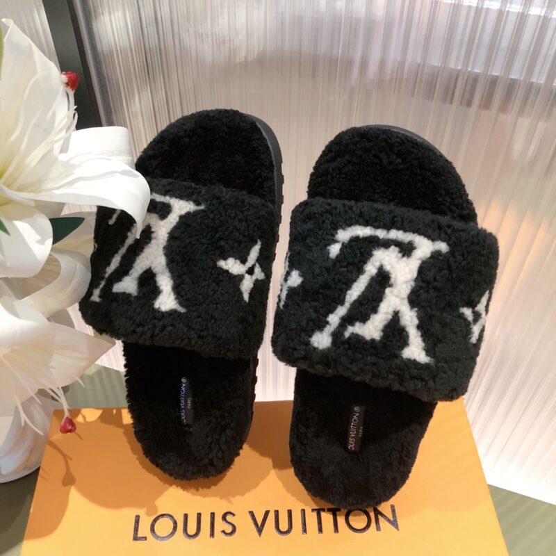 Louis Vuitton Slippers - Image 5
