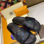 Louis Vuitton Slippers