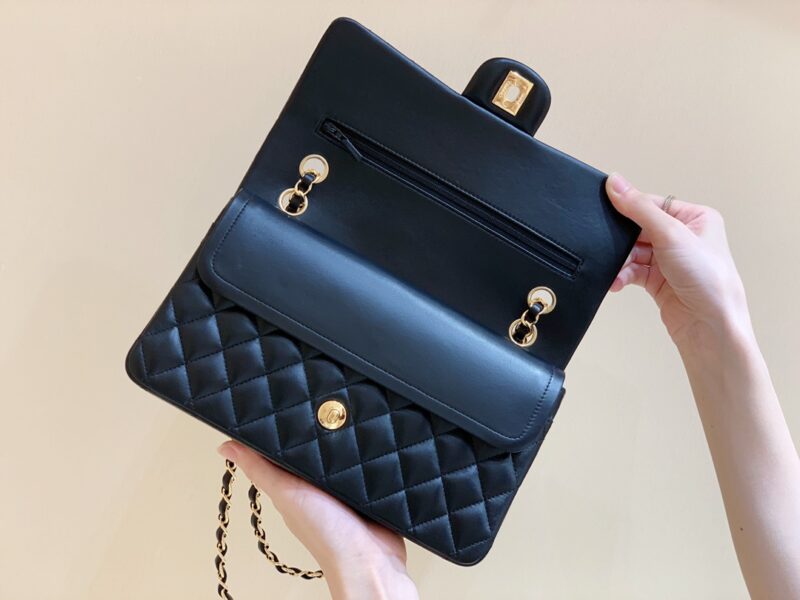 Ch@nel Flap Bag-Lambskin Leather-Gold Hardware-25CM - Image 6