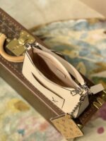 Louis Vuitton Marell Handbags-M80689-25 x 15 x 8CM - Image 8