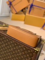 Louis Vuitton Marell Handbags-M80689-25 x 15 x 8CM - Image 7