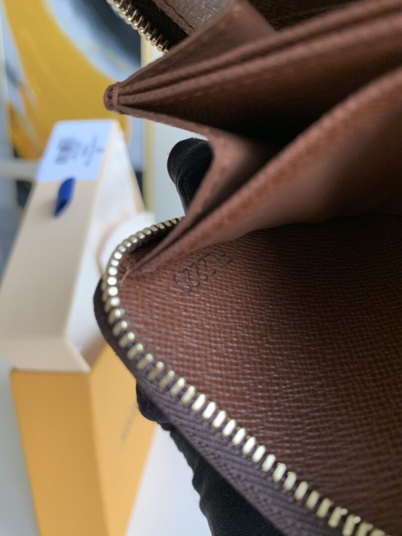 Louis Vuitton Zippy Wallet M60258-11*8*2CM - Image 2