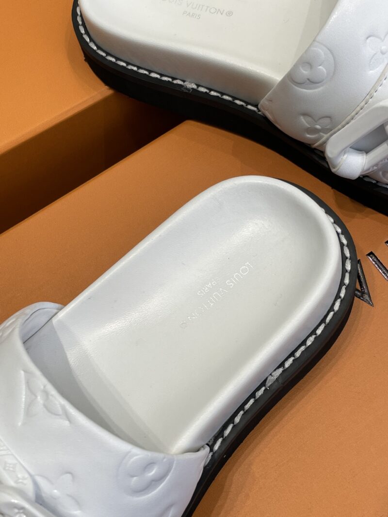 Louis Vuitton 2022SS Sandals - Image 4