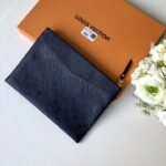 Louis Vuitton Pouch-29.5×21CM - Image 3