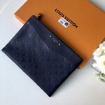 Louis Vuitton Pouch-29.5×21CM