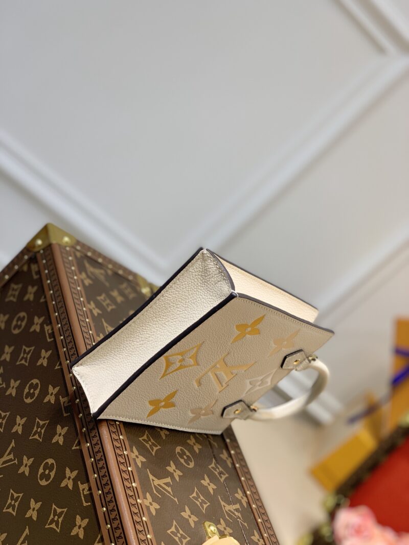 Louis Vuitton Petie Sac Plat Tote-17*14*5.5CM - Image 3