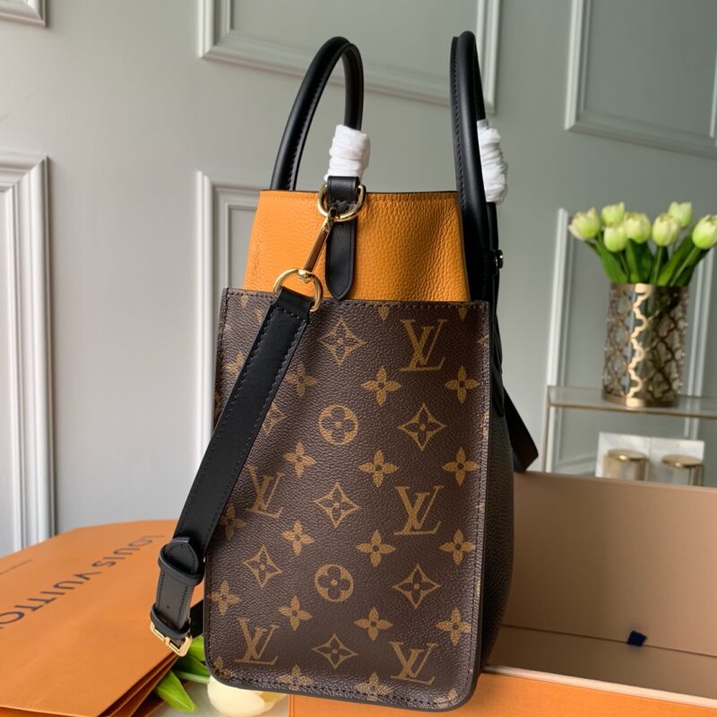 Louis Vuitton On My Side Tote Bag-M57728-31*25*14CM - Image 3