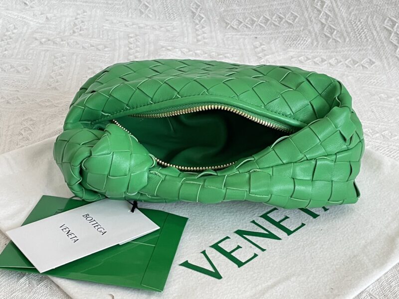 Bottega Veneta Small Hobo Bag-27*22*3CM - Image 2