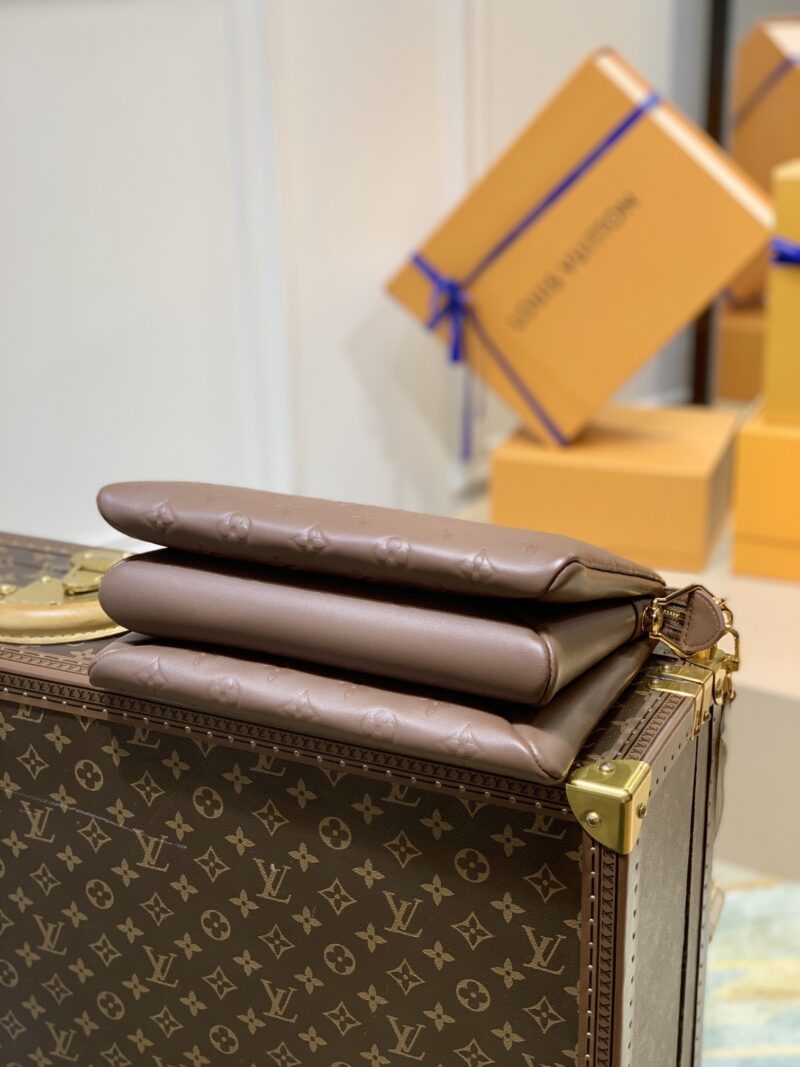 Louis Vuitton Coussin Handbags-26*20*12CM - Image 5