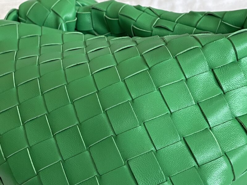 Bottega Veneta Small Hobo Bag-27*22*3CM - Image 7