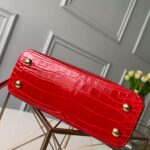 Louis Vuitton Mini Capucines Handlebag-21*14*8CM - Image 2