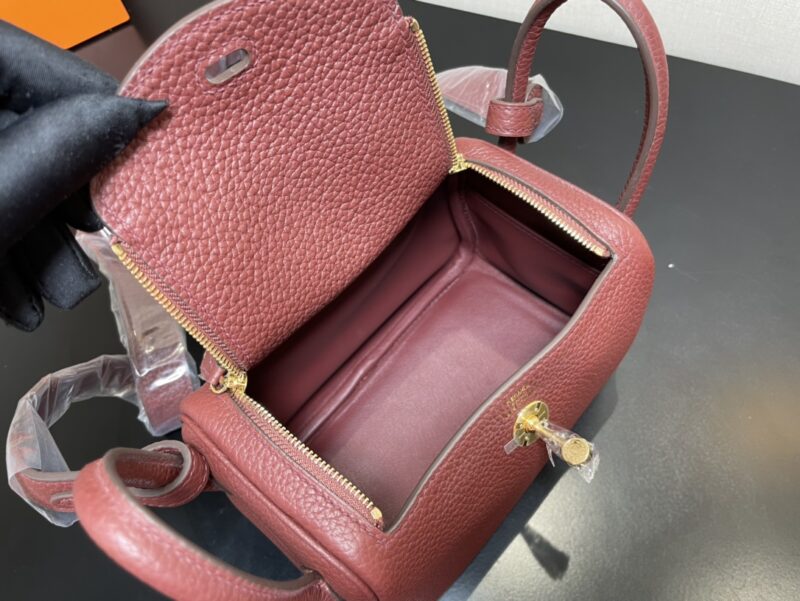 Hermes Lindy 19-Togo Leather-19CM - Image 7