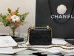 Ch@nel Quilted Pearl Crush Clutch With Chain Bag-12*9*2CM - Image 7
