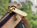Louis Vuitton Pochette Accessories-21*13*3CM - Image 2