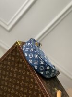 Louis Vuitton Loop Handbags-M40511-23*13*6CM - Image 4