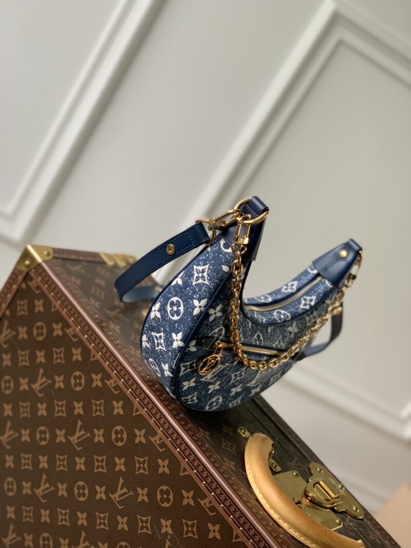 Louis Vuitton Loop Handbags-M40511-23*13*6CM - Image 6