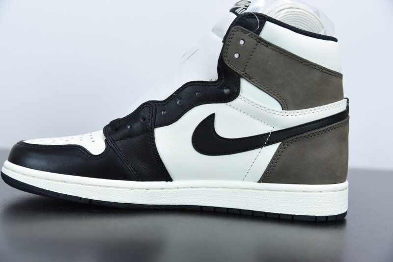 AIR JORDAN 1 HIGH OG “DARK MOCHA” 555088-105 - Image 6