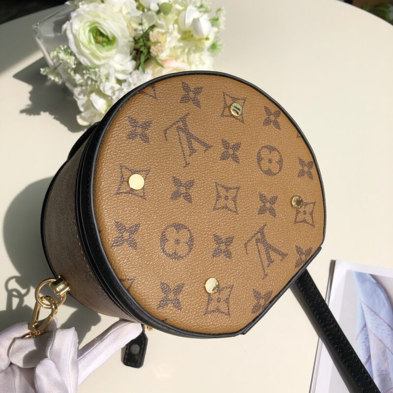 Louis Vuitton Cannes-15*17*15CM - Image 2