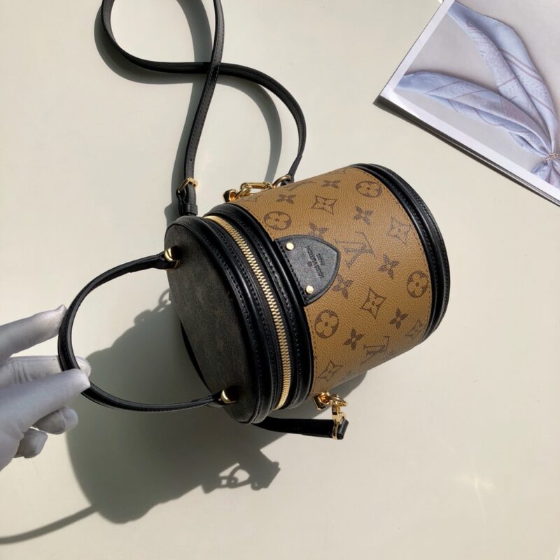Louis Vuitton Cannes-15*17*15CM - Image 3
