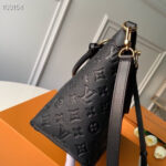 Louis Vuitton V Tote-36*27*16CM - Image 7