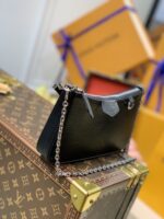 Louis Vuitton Easy Pouch On Strap-19*11.5*3CM - Image 8