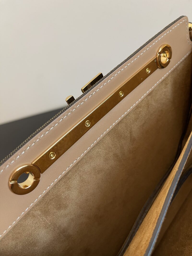 Fendi Touch Handbags-26.5*19*10CM - Image 6