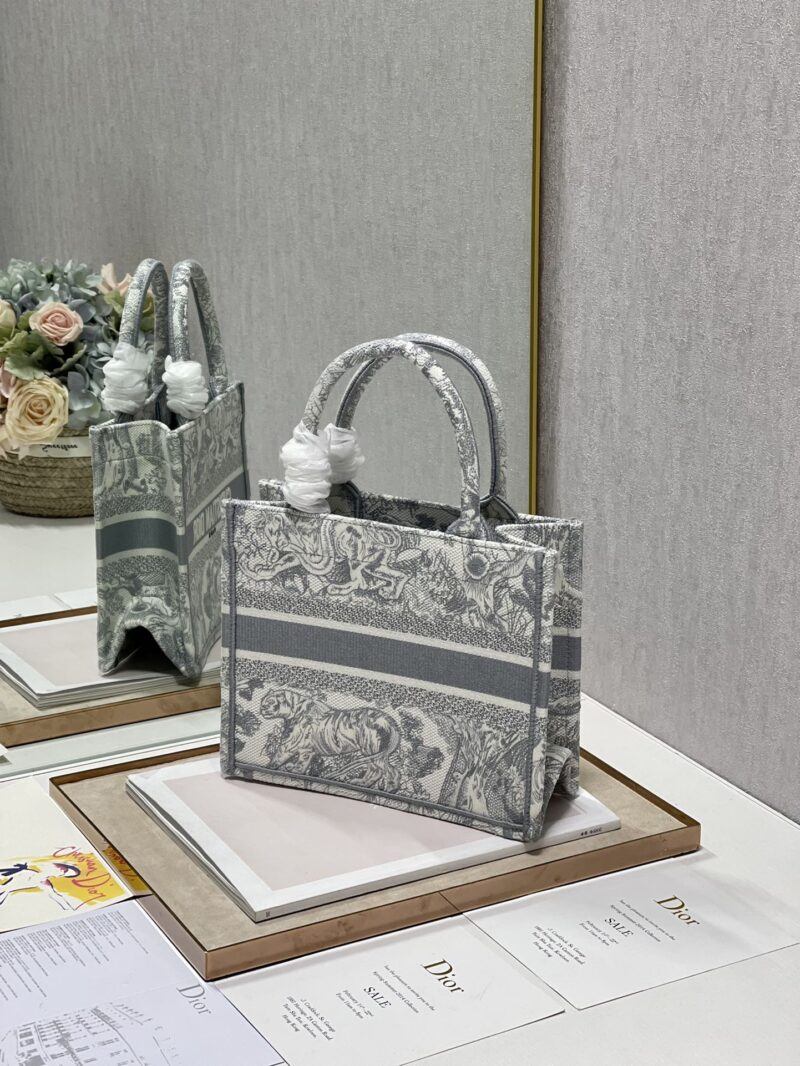 Diro Small Book Tote-26*8*22CM - Image 3