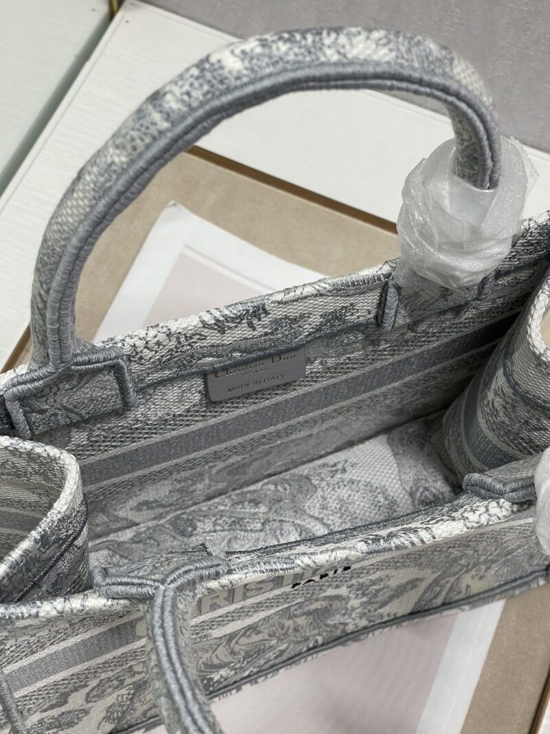 Diro Small Book Tote-26*8*22CM - Image 6