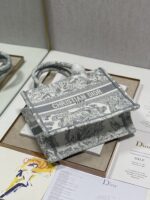 Diro Small Book Tote-26*8*22CM - Image 9