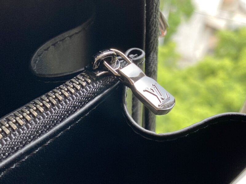 Louis Vuitton Clutch Box-24 x 16.5 x 8 CM - Image 9