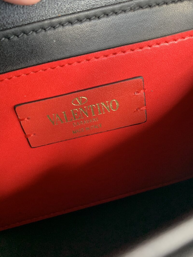 Valentino Garavani Supervee Handbags-18*8*15CM - Image 2
