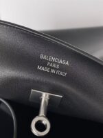 Balenciag Bel Air Shoulder Bag-43.9*39.8*15CM - Image 5