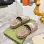 Gucci &The North Face Slides - Image 5