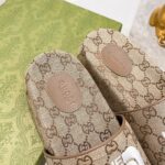 Gucci &The North Face Slides - Image 8