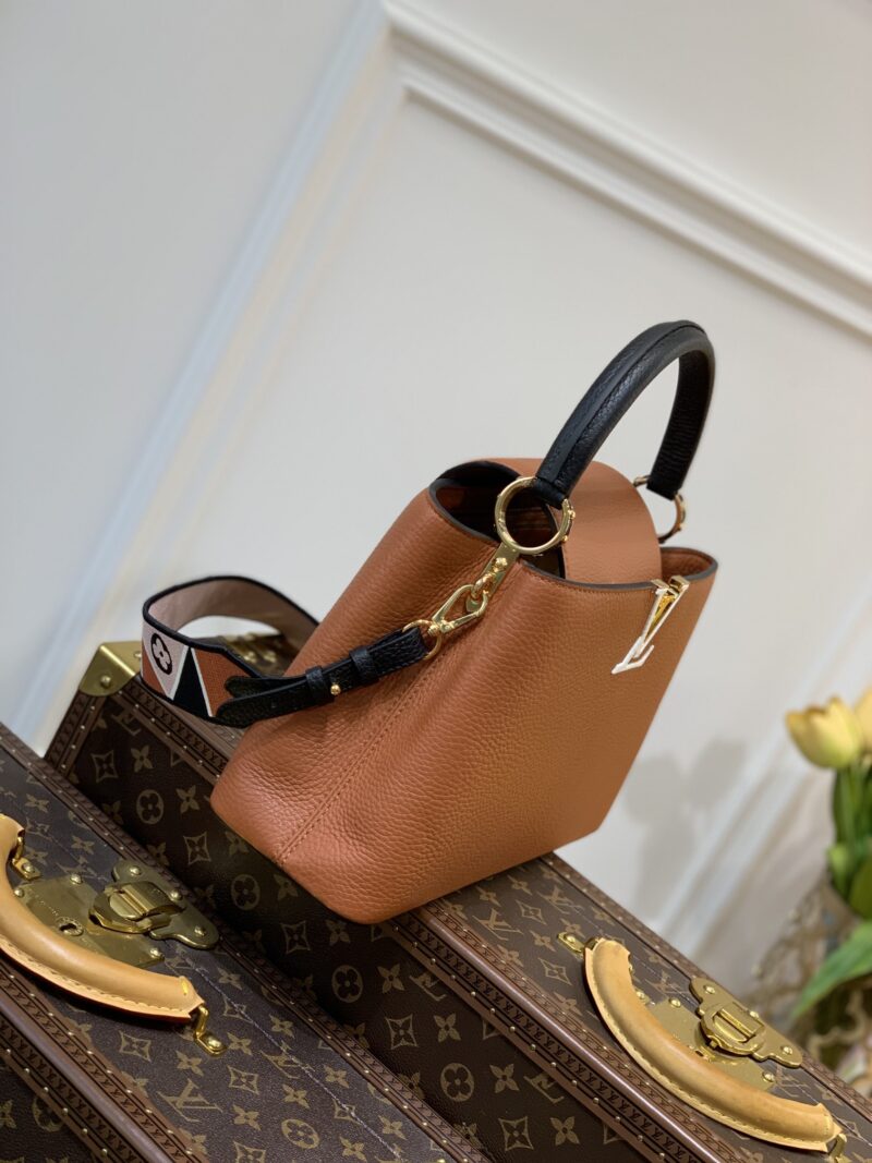 Louis Vuitton Capucines Bag-31.5*20*11CM - Image 5