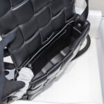 Bottega Veneta Padded Cassette Bag-26*18*8CM - Image 5