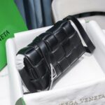 Bottega Veneta Padded Cassette Bag-26*18*8CM - Image 8